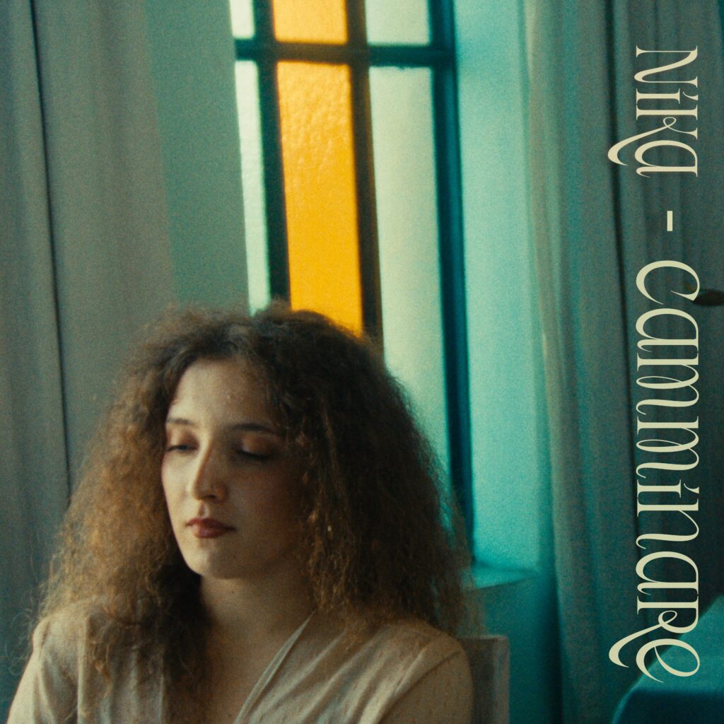 camminare - nika - la copertina del nuovo singolo