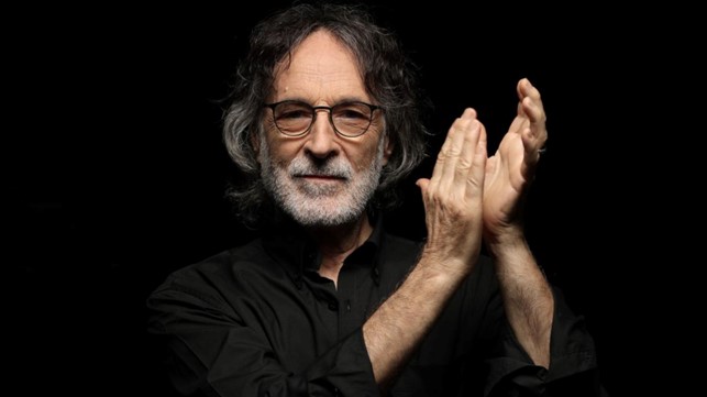 franz di cioccio - pfm - in primo piano