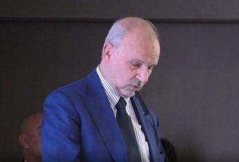 Sanità, Schillaci: “Specialisti ambulatoriali congiunzione tra ospedale e territorio”