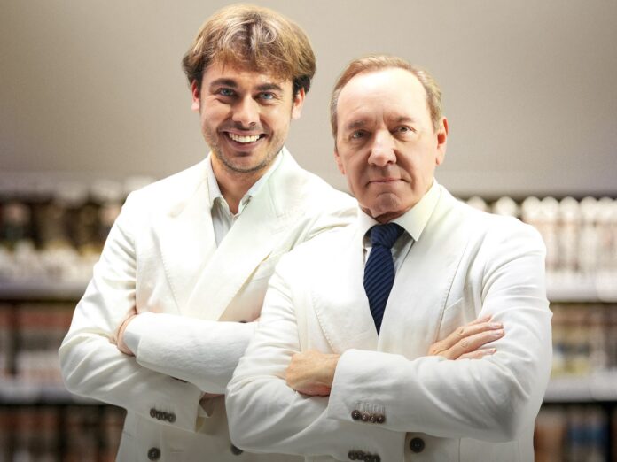 minimarket - nella foto kevin Spacey e Filippo Laganà