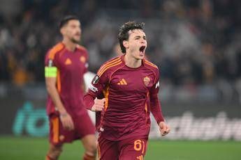 Roma-Stoccarda 2-0, la doppietta di Pisilli lancia i giallorossi. Gasp ‘vede’ gli ottavi diretti