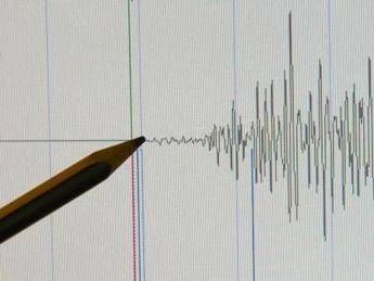 Terremoto Campi Flegrei, nuova scossa 3.4 vicino Pozzuoli avvertita anche a Napoli