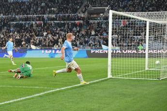 Lazio-Milan 1-0, Isasken ferma la rincorsa di Allegri – Rivivi il match