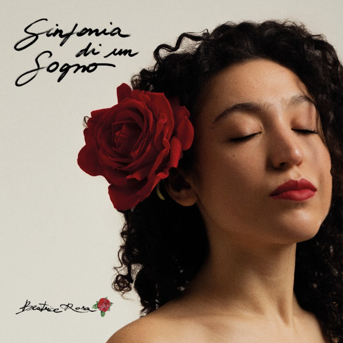 beatrice rosa in primo piano nella copertina del nuovo album