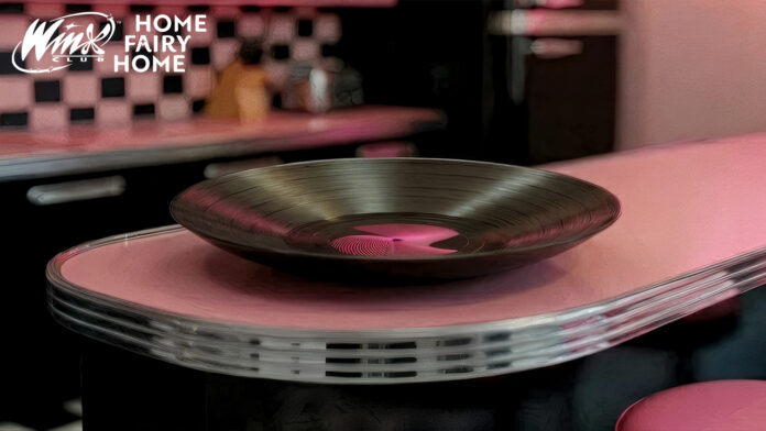 home fairy home - un piatto ricavato da un disco in vinile