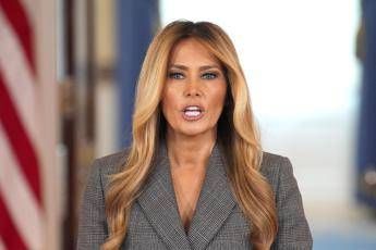 Melania Trump: “Nessun rapporto con Epstein, non mi ha presentato a Donald”