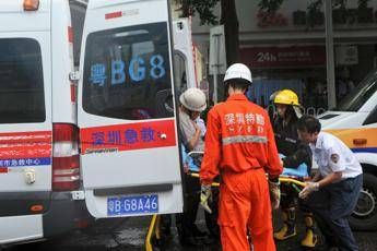 Cina, esplosione in una miniera di carbone: almeno 90 morti