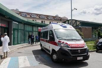Hantavirus, turista britannica rintracciata a Milano: negativa ai test e in quarantena al Sacco