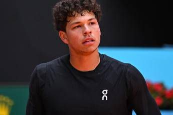 Roland Garros, giornalista ‘sfotte’ Shelton sui Mondiali. Lui non la prende bene