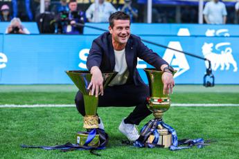 Inter, ufficiale il rinnovo di Chivu: resterà in nerazzurro fino al 2028
