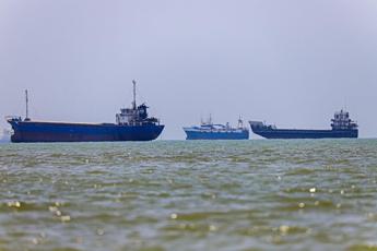 Iran rassicura: “Non cerchiamo la guerra”. Vicino accordo con Oman su traffico marittimo a Hormuz