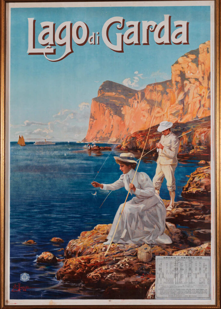mag museo alto garda - una cartolina vintage con una donna e un uomo intenti a pescare