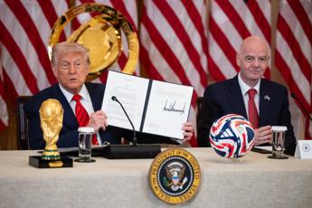 Mondiali, Infantino: “Trump consegnerà la Coppa del Mondo insieme a me”