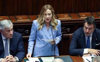 Ucraina, Meloni: “Sostegno a Kiev e pressione sulla Russia. Ue individui figura autorevole per negoziato”