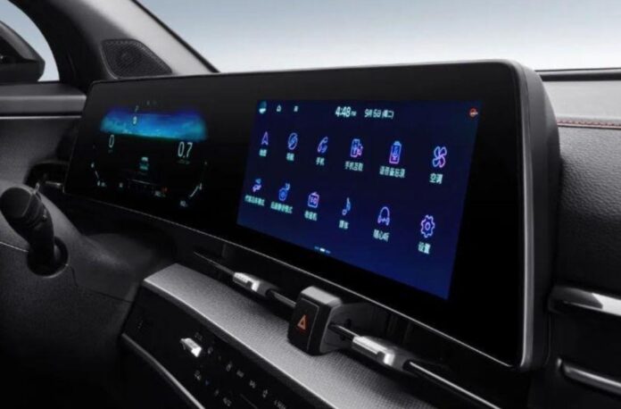 Veicoli Dongfeng attenzione sono venduti senza manuale d uso in italiano - zetatielle magazine - 3 Veicoli Dongfeng - primo piano del cruscotto di un'auto
