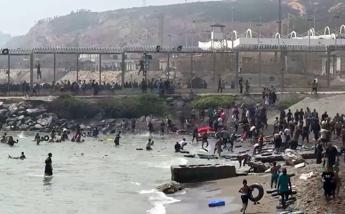 Ceuta, ex ministro Gb: “Errore Spagna con sanatoria sui migranti, Londra sostenga Italia su Schengen”