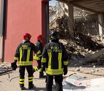 Crollo palazzina Messina, individuata una vittima sotto le macerie: ci sono altri 5 dispersi