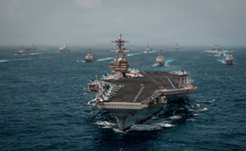 Iran, nuovi attacchi Usa. Teheran apre a negoziati ma avverte: “Hormuz non sarà usato contro di noi”