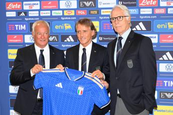 Italia, Mancini: “Spero tifosi mi perdonino, voglio due trofei”. Ranieri: “È coronamento carriera”