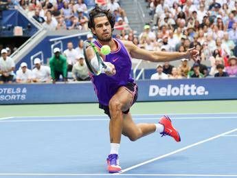 Alcaraz, ritorno show agli US Open: Safiullin battuto in tre set