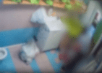 Due maestre d’asilo arrestate per maltrattamenti, altre 2 denunciate a Monza: lasciavano i bimbi incustoditi e senza cibo