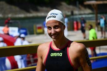 Europei nuoto, Taddeucci vince il bronzo nella 3 km knockout: è la sua terza medaglia a Parigi