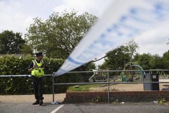 Panico a Londra, 4 uomini accoltellati a Covent Garden: fermata una donna