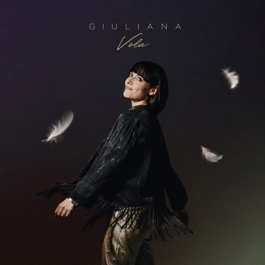 giuliana - copertina singolo cover vola di eduardo de crescenzo