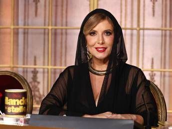 Ballando con le stelle senza Selvaggia Lucarelli, lei rompe il silenzio: “È tutto stupendo”